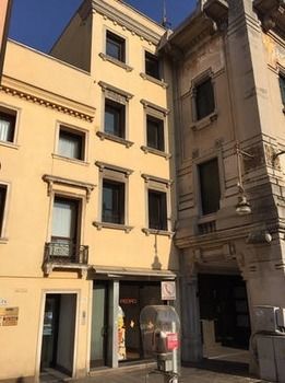 Venice Every Day Piazza Ferretto Местре Екстериор снимка